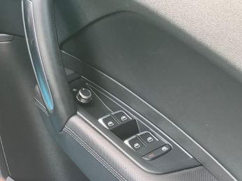 AUDI A1 1.4 TFSI CoD S line Sportback 5dr Petrol S Tronic Euro 6 (s/s) (