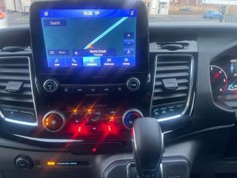 FORD TRANSIT CUSTOM 2.0 320 ECOBLUE LIMITED CREW VAN DOUBLE CAB 6DR DIESEL AUTO L1 H