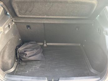 VOLKSWAGEN ID.3 Pro 58kWh Life Hatchback 5dr Electric Auto 