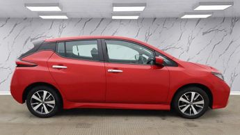 NISSAN LEAF 40kWh Acenta Hatchback 5dr Electric Auto (150 ps)