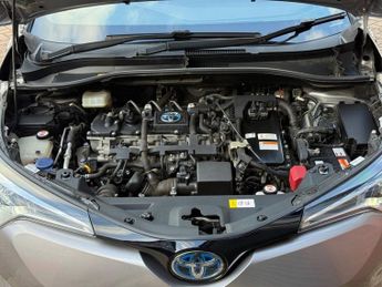 TOYOTA C-HR 1.8 VVT-h Excel SUV 5dr Petrol Hybrid CVT Euro 6 (s/s) (122 ps)