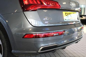 AUDI Q5 2.0 TDI S line SUV 5dr Diesel S Tronic quattro Euro 6 (s/s) (190