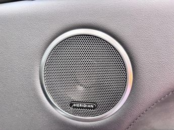 LAND ROVER RANGE ROVER 3.0 TD V6 Vogue SUV 5dr Diesel Auto 4WD Euro 5 (s/s) (258 ps)