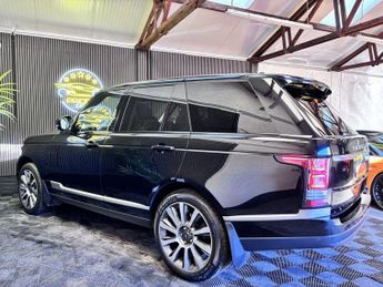 LAND ROVER RANGE ROVER 3.0 TD V6 Vogue SUV 5dr Diesel Auto 4WD Euro 5 (s/s) (258 ps)