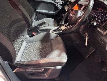 AUDI A1 1.0 TFSI 30 Sport Sportback 5dr Petrol S Tronic Euro 6 (s/s) (11