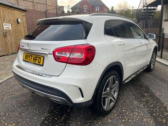 MERCEDES-BENZ GLA 2.1 GLA200d AMG Line (Executive) SUV 5dr Diesel 7G-DCT 4MATIC Eu