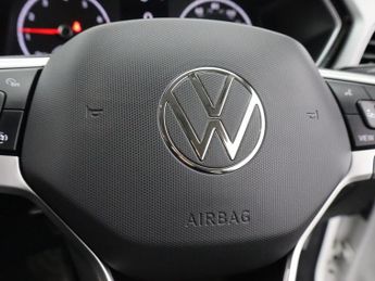 VOLKSWAGEN T-CROSS 1.0 TSI Active SUV 5dr Petrol DSG Euro 6 (s/s) (110 ps)