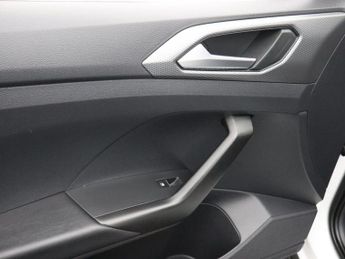 VOLKSWAGEN T-CROSS 1.0 TSI Active SUV 5dr Petrol DSG Euro 6 (s/s) (110 ps)