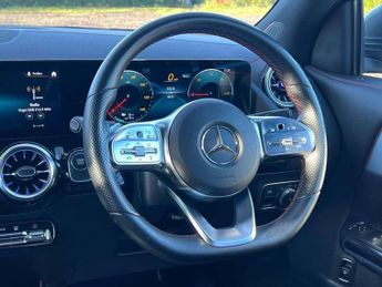 MERCEDES-BENZ EQA EQA 350 AMG Line 4Matic 4WD 5dr