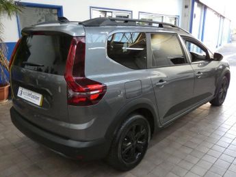 DACIA JOGGER 1.6 Hybrid EXTREME MPV 5dr Petrol Hybrid Auto Euro 6 (s/s) (140 