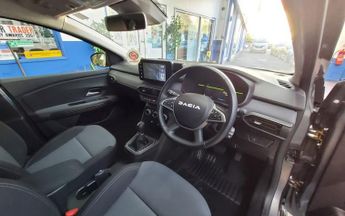 DACIA JOGGER 1.6 Hybrid EXTREME MPV 5dr Petrol Hybrid Auto Euro 6 (s/s) (140 