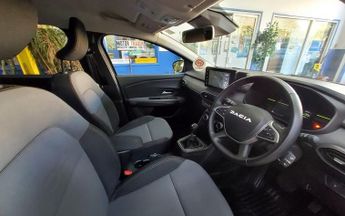 DACIA JOGGER 1.6 Hybrid EXTREME MPV 5dr Petrol Hybrid Auto Euro 6 (s/s) (140 