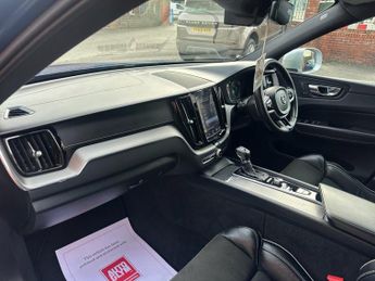 VOLVO XC60 2.0 D4 R-Design Pro SUV 5dr Diesel Auto AWD Euro 6 (s/s) (190 ps