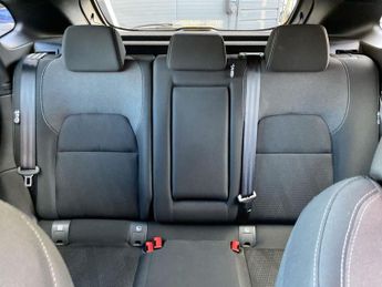 NISSAN QASHQAI 1.3 DIG-T MHEV N-Connecta SUV 5dr Petrol Hybrid XTRON Euro 6 (s/