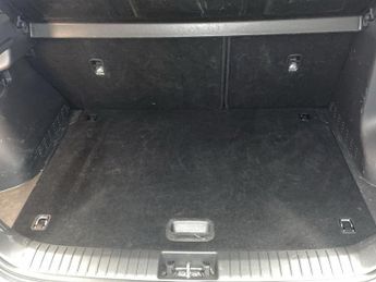 HYUNDAI KONA 64kWh Premium SUV 5dr Electric Auto (10.5kW Charger) (204 ps)