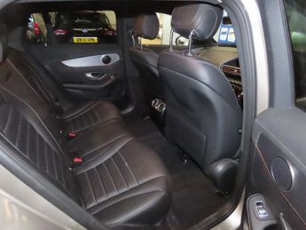 MERCEDES-BENZ EQC EQC 400 80kWh AMG Line SUV 5dr Electric Auto 4MATIC (408 ps)