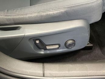 POLESTAR POLESTAR 2 Single Motor 64kWh Standard Range Fastback 5dr Electric Auto FWD