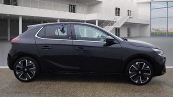 VAUXHALL Corsa Electric 50kWh Elite Premium Hatchback 5dr Electric Auto (136 ps)
