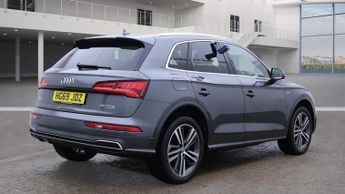 AUDI Q5 2.0 TFSI 45 S line SUV 5dr Petrol S Tronic quattro Euro 6 (s/s) 