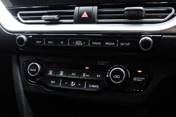 KIA NIRO 64kWh 3 SUV 5dr Electric Auto (201 bhp)