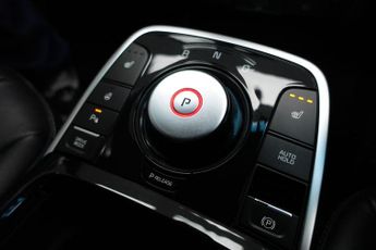 KIA NIRO 64kWh 3 SUV 5dr Electric Auto (201 bhp)
