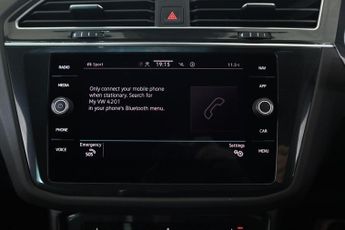VOLKSWAGEN TIGUAN 1.5 TSI R-Line Edition DSG Euro 6 (s/s) 5dr