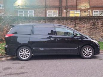 TOYOTA ESTIMA 2.4 8 SEAT