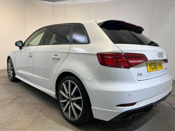 AUDI A3 1.5 TFSI CoD 35 Black Edition Sportback 5dr Petrol S Tronic Euro