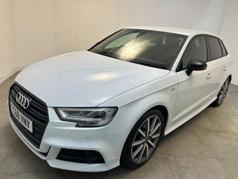 AUDI A3 1.5 TFSI CoD 35 Black Edition Sportback 5dr Petrol S Tronic Euro