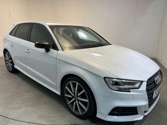 AUDI A3 1.5 TFSI CoD 35 Black Edition Sportback 5dr Petrol S Tronic Euro