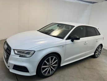 AUDI A3 1.5 TFSI CoD 35 Black Edition Sportback 5dr Petrol S Tronic Euro