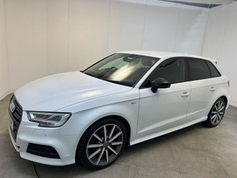 AUDI A3 1.5 TFSI CoD 35 Black Edition Sportback 5dr Petrol S Tronic Euro
