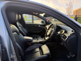 AUDI A6 AVANT 2.0 TDI ultra Black Edition Estate 5dr Diesel S Tronic Euro 6 (s