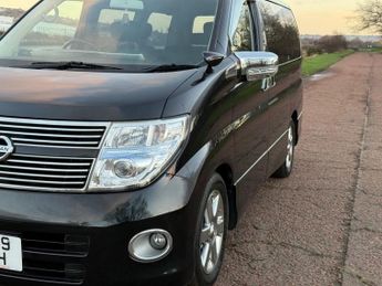 NISSAN ELGRAND 2.5 PETROL AUTOMATIC IMPORTED IN 2025