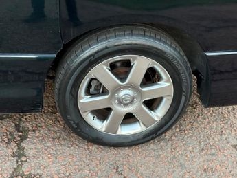 NISSAN ELGRAND 2.5 PETROL AUTOMATIC IMPORTED IN 2025