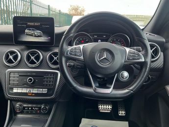 MERCEDES-BENZ A CLASS 1.6 A200 AMG Line Hatchback 5dr Petrol 7G-DCT Euro 6 (s/s) (156 
