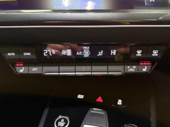 AUDI Q4 E-TRON 35 S line SUV 5dr Electric Auto 55kWh (170 ps)