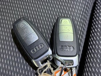 AUDI Q4 E-TRON 35 S line SUV 5dr Electric Auto 55kWh (170 ps)