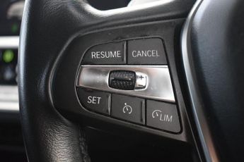 BMW 3 SERIES 2.0 320d MHT SE Pro Touring 5dr Diesel Hybrid Auto Euro 6 (s/s) 