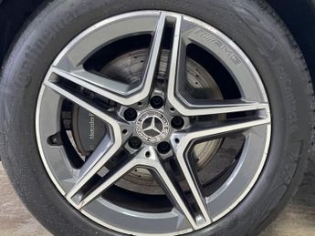 MERCEDES-BENZ GLB 2.0 GLB200d AMG Line (Premium 2) SUV 5dr Diesel 8G-DCT Euro 6 (s