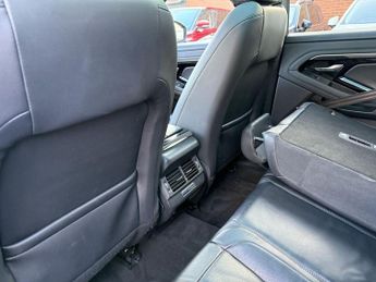 LAND ROVER RANGE ROVER EVOQUE 2.0 D180 R-Dynamic SE SUV 5dr Diesel Auto 4WD Euro 6 (s/s) (180 