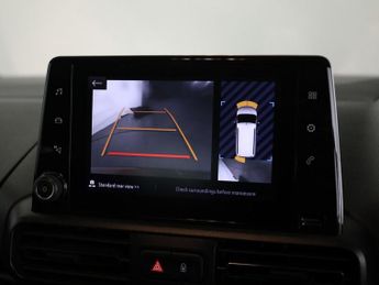 VAUXHALL COMBO LIFE 1.2 Turbo Elite MPV 5dr Petrol Auto Euro 6 (s/s) (7 Seat) (130 p