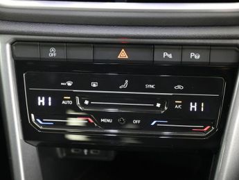 VOLKSWAGEN T-ROC 1.5 TSI Style SUV 5dr Petrol DSG Euro 6 (s/s) (150 ps)