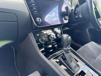 SKODA SUPERB 2.0 TDI SE Technology Estate 5dr Diesel DSG Euro 6 (s/s) (150 ps