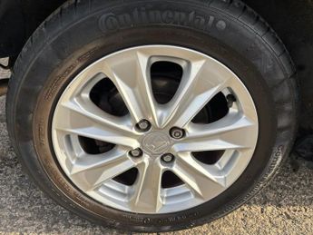 HONDA JAZZ 1.4 i-VTEC ES Hatchback 5dr Petrol CVT Euro 5 (99 ps)