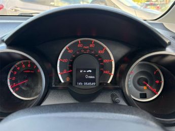 HONDA JAZZ 1.4 i-VTEC ES Hatchback 5dr Petrol CVT Euro 5 (99 ps)