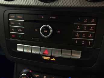 MERCEDES-BENZ B-CLASS B250e Electric Art MPV 5dr Electric Auto (179 ps)