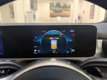 MERCEDES-BENZ CLA 1.3 CLA200 AMG Line Coupe 4dr Petrol 7G-DCT Euro 6 (s/s) (163 ps