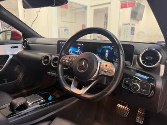 MERCEDES-BENZ CLA 1.3 CLA200 AMG Line Coupe 4dr Petrol 7G-DCT Euro 6 (s/s) (163 ps