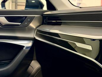 AUDI A6 AVANT 2.0 TFSI 45 Sport Estate 5dr Petrol S Tronic quattro Euro 6 (s/s